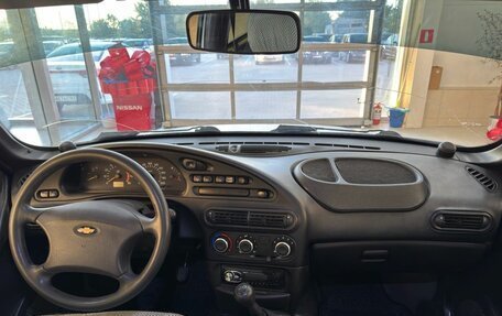 Chevrolet Niva I рестайлинг, 2004 год, 349 900 рублей, 8 фотография