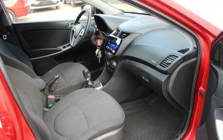 Hyundai Solaris II рестайлинг, 2012 год, 569 000 рублей, 9 фотография
