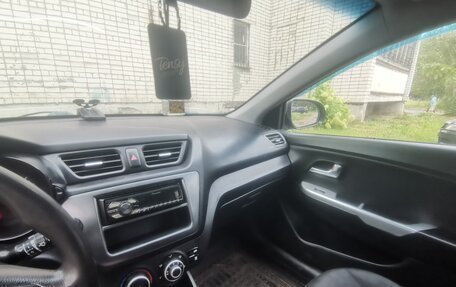 KIA Rio III рестайлинг, 2013 год, 950 000 рублей, 4 фотография