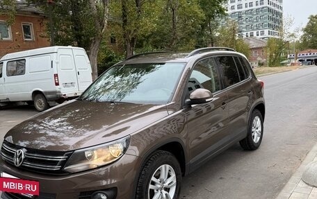 Volkswagen Tiguan I, 2015 год, 1 600 000 рублей, 2 фотография