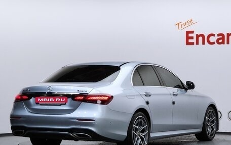 Mercedes-Benz E-Класс, 2022 год, 4 866 000 рублей, 3 фотография