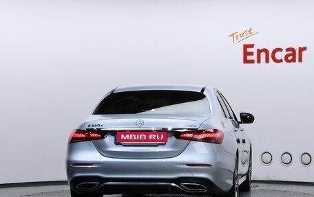 Mercedes-Benz E-Класс, 2022 год, 4 866 000 рублей, 4 фотография