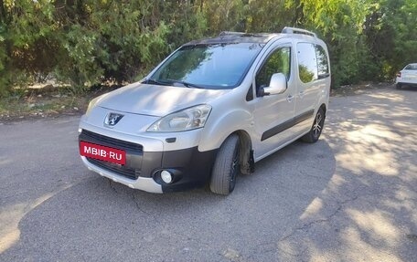 Peugeot Partner II рестайлинг 2, 2010 год, 798 999 рублей, 2 фотография