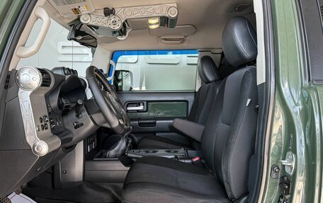 Toyota FJ Cruiser, 2011 год, 4 899 000 рублей, 9 фотография