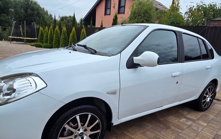 Renault Symbol, 2011 год, 680 000 рублей, 1 фотография