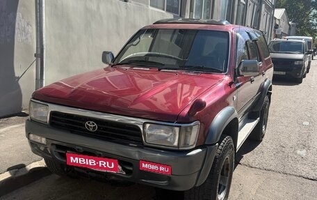 Toyota Hilux Surf III рестайлинг, 1993 год, 990 000 рублей, 1 фотография