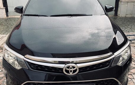 Toyota Camry, 2018 год, 2 500 000 рублей, 1 фотография