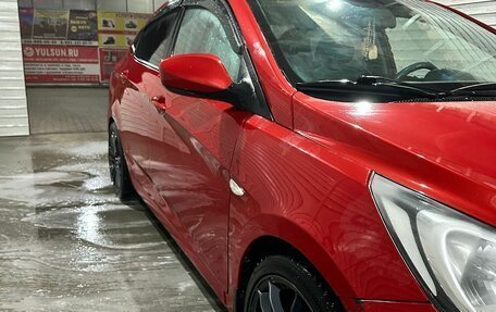 Hyundai Solaris II рестайлинг, 2011 год, 370 000 рублей, 4 фотография