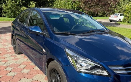 Hyundai Solaris II рестайлинг, 2016 год, 700 000 рублей, 2 фотография