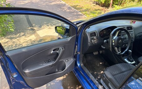 Volkswagen Polo VI (EU Market), 2018 год, 1 590 000 рублей, 2 фотография