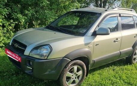 Hyundai Tucson III, 2007 год, 800 000 рублей, 2 фотография