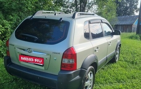 Hyundai Tucson III, 2007 год, 800 000 рублей, 9 фотография