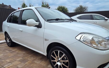 Renault Symbol, 2011 год, 680 000 рублей, 2 фотография