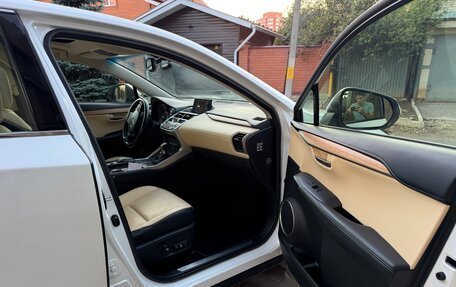Lexus NX I, 2014 год, 3 070 000 рублей, 13 фотография