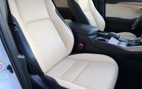 Lexus NX I, 2014 год, 3 070 000 рублей, 14 фотография