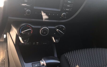 KIA Rio IV, 2019 год, 1 700 000 рублей, 5 фотография