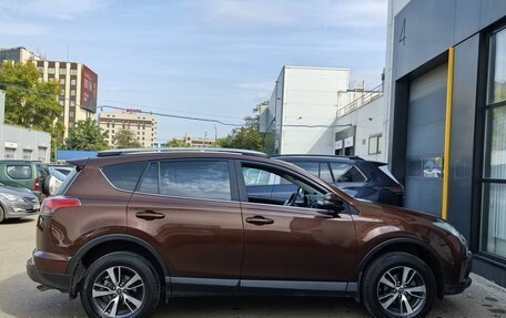 Toyota RAV4, 2017 год, 2 300 000 рублей, 8 фотография