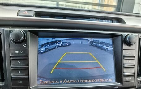Toyota RAV4, 2017 год, 2 300 000 рублей, 10 фотография