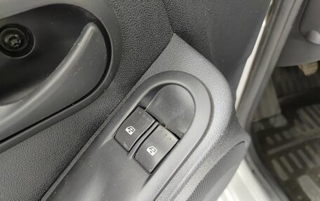 Renault Duster I рестайлинг, 2014 год, 1 070 000 рублей, 23 фотография