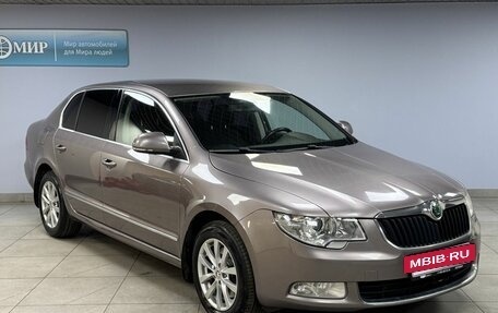 Skoda Superb III рестайлинг, 2012 год, 970 000 рублей, 3 фотография
