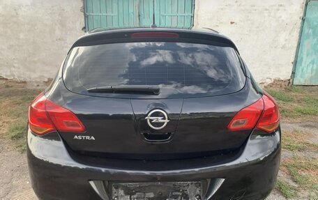 Opel Astra J, 2011 год, 650 000 рублей, 5 фотография