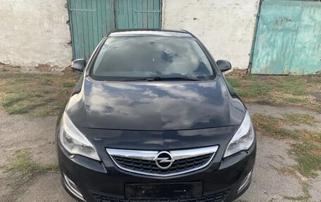 Opel Astra J, 2011 год, 650 000 рублей, 6 фотография