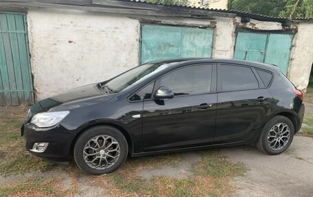 Opel Astra J, 2011 год, 650 000 рублей, 4 фотография