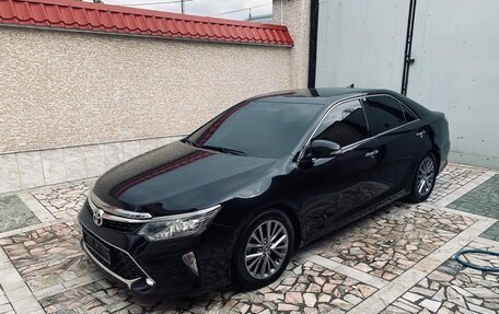 Toyota Camry, 2018 год, 2 500 000 рублей, 3 фотография