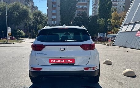 KIA Sportage IV рестайлинг, 2016 год, 2 100 000 рублей, 2 фотография