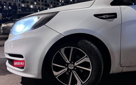 KIA Rio III рестайлинг, 2015 год, 586 000 рублей, 2 фотография