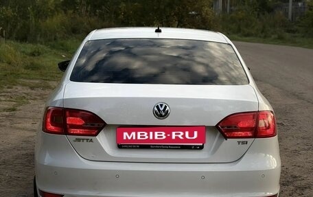 Volkswagen Jetta VI, 2013 год, 1 000 130 рублей, 5 фотография