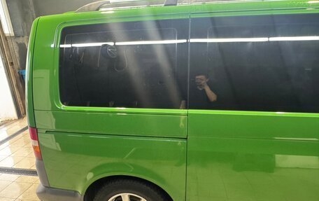 Volkswagen Transporter T5 рестайлинг, 2003 год, 1 000 000 рублей, 7 фотография