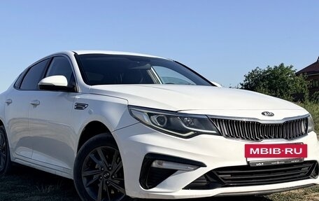 KIA Optima IV, 2019 год, 1 250 000 рублей, 2 фотография