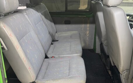 Volkswagen Transporter T5 рестайлинг, 2003 год, 1 000 000 рублей, 11 фотография