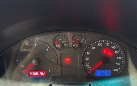 Volkswagen Transporter T5 рестайлинг, 2003 год, 1 000 000 рублей, 27 фотография