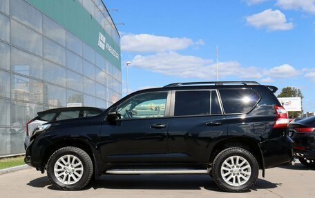 Toyota Land Cruiser Prado 150 рестайлинг 2, 2017 год, 3 780 000 рублей, 8 фотография