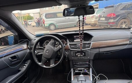 Mercedes-Benz E-Класс, 2012 год, 1 520 000 рублей, 11 фотография