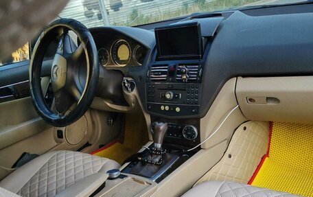 Mercedes-Benz C-Класс, 2008 год, 750 000 рублей, 3 фотография