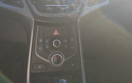 Hyundai Elantra V, 2014 год, 1 200 000 рублей, 8 фотография