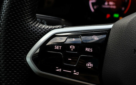 Volkswagen Golf VIII, 2021 год, 2 657 000 рублей, 14 фотография