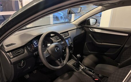 Skoda Octavia, 2019 год, 1 840 000 рублей, 21 фотография
