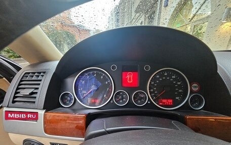 Volkswagen Touareg III, 2004 год, 500 000 рублей, 5 фотография