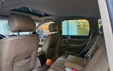 Volkswagen Touareg III, 2004 год, 500 000 рублей, 13 фотография