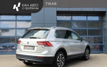 Volkswagen Tiguan II, 2018 год, 2 399 000 рублей, 3 фотография