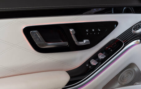Mercedes-Benz Maybach S-Класс, 2023 год, 29 700 000 рублей, 13 фотография