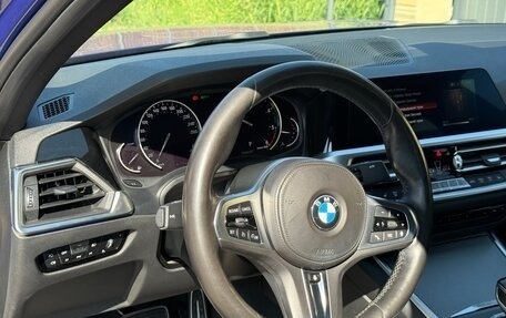 BMW 3 серия, 2019 год, 3 700 000 рублей, 21 фотография