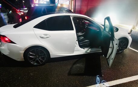 Lexus IS III, 2020 год, 3 200 000 рублей, 4 фотография