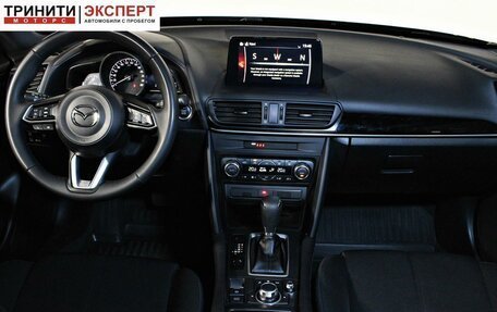 Mazda CX-4, 2023 год, 2 757 000 рублей, 11 фотография