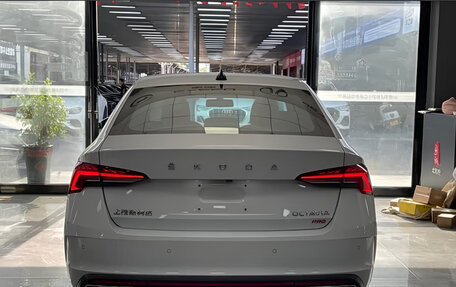 Skoda Octavia IV, 2023 год, 1 990 000 рублей, 13 фотография