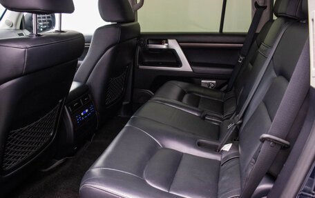 Toyota Land Cruiser 200, 2017 год, 6 495 000 рублей, 11 фотография